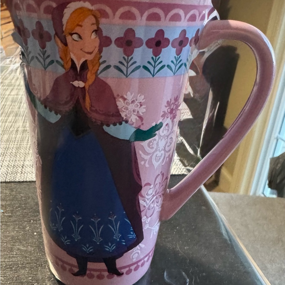 Disney Frozen Anna Holiday Ceramic Mug – Pink Floral Tall Coffee Cup